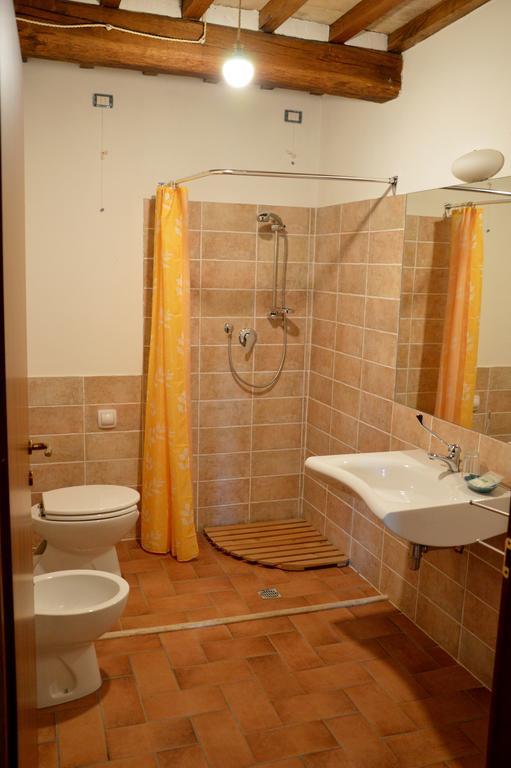 Agriturismo La Collina Villa Massa Martana Szoba fotó